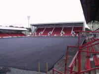 Pitch_060903_1.jpg (68246 bytes)