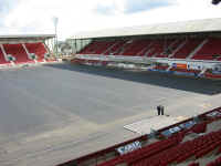Pitch_100903_2.jpg (70790 bytes)