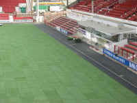 Pitch_120903_5.jpg (74497 bytes)