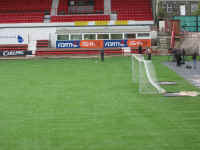 Pitch_180903_A4.jpg (77306 bytes)