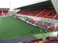 Pitch_190903_4.jpg (86207 bytes)
