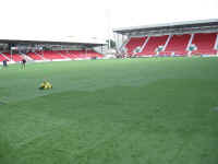 Pitch_190903_5.jpg (66284 bytes)