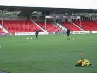 Pitch_190903_7.jpg (73128 bytes)