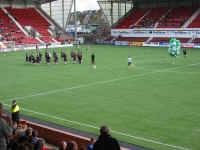 Pitch_200903_3.jpg (86897 bytes)